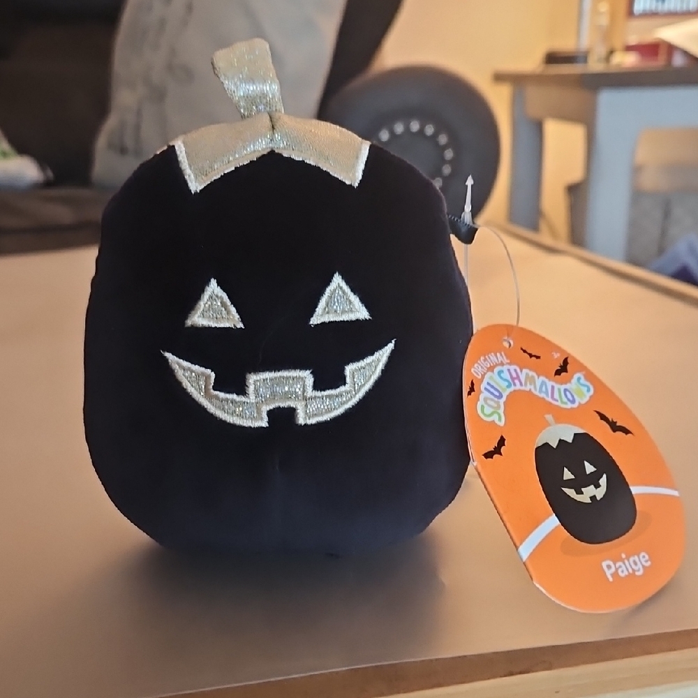 4.5" Paige The Jack-o'-lantern Halloween Squishmallow 2023